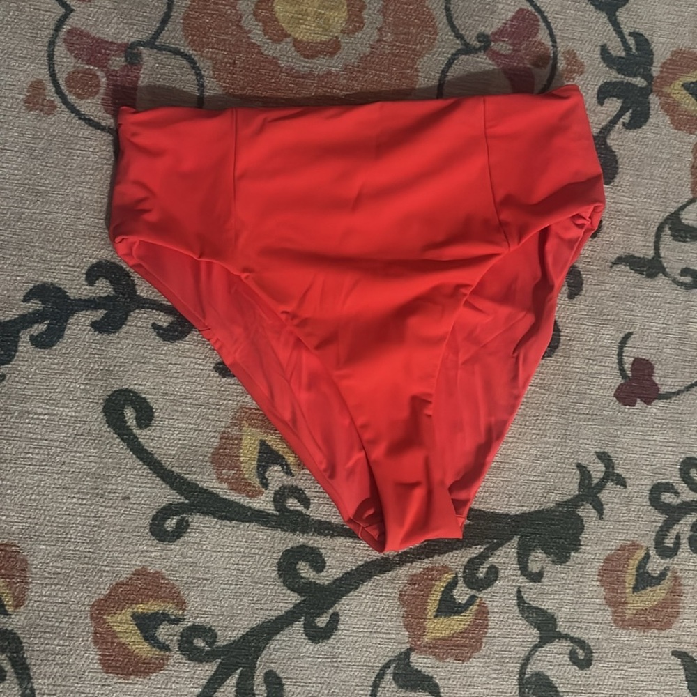 Vuori Vibrant Red bikini bottom